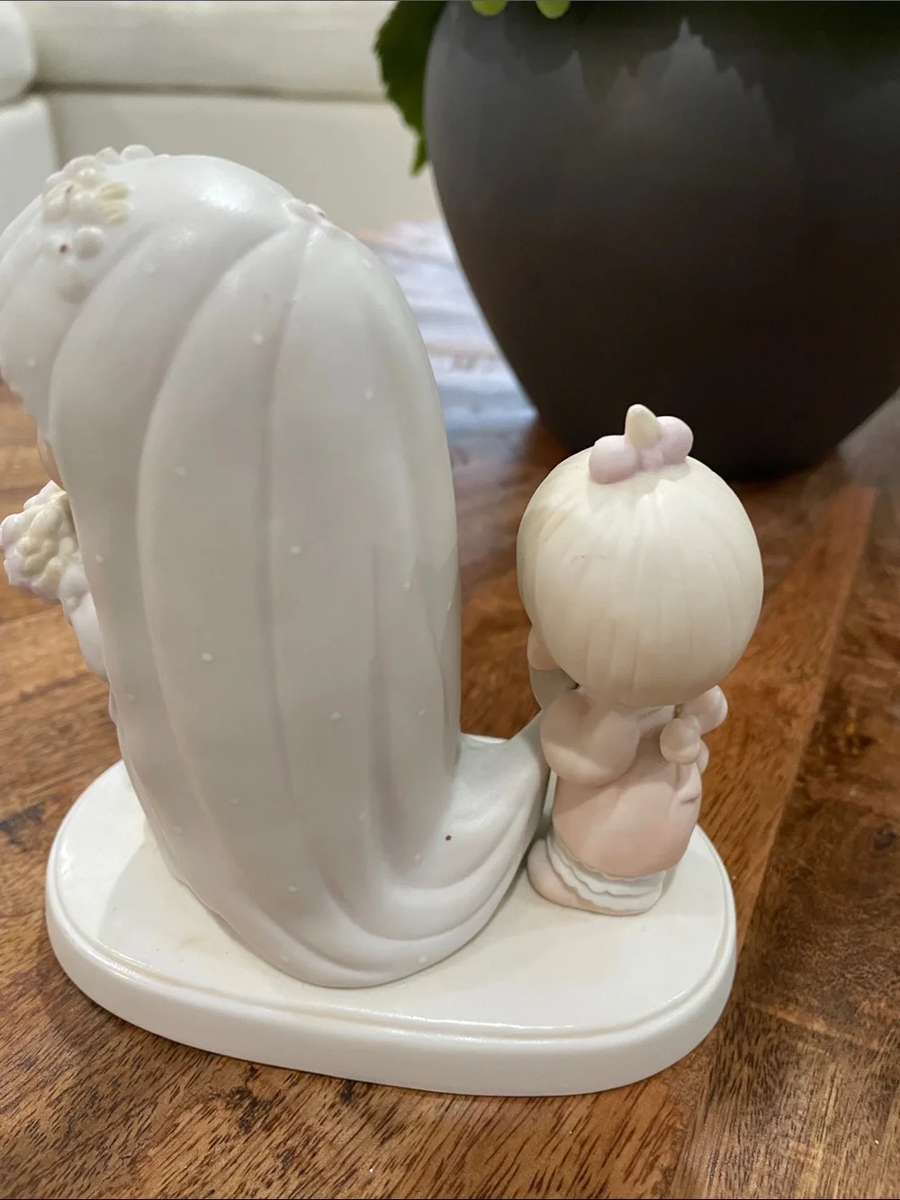 Porcelain Bride and Flower Girl Cake Topper in White